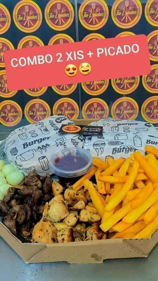 Combo 2 xis + petiscos (2 xis carne + coração, frango, ovo de codorna, fritas e barbecue)